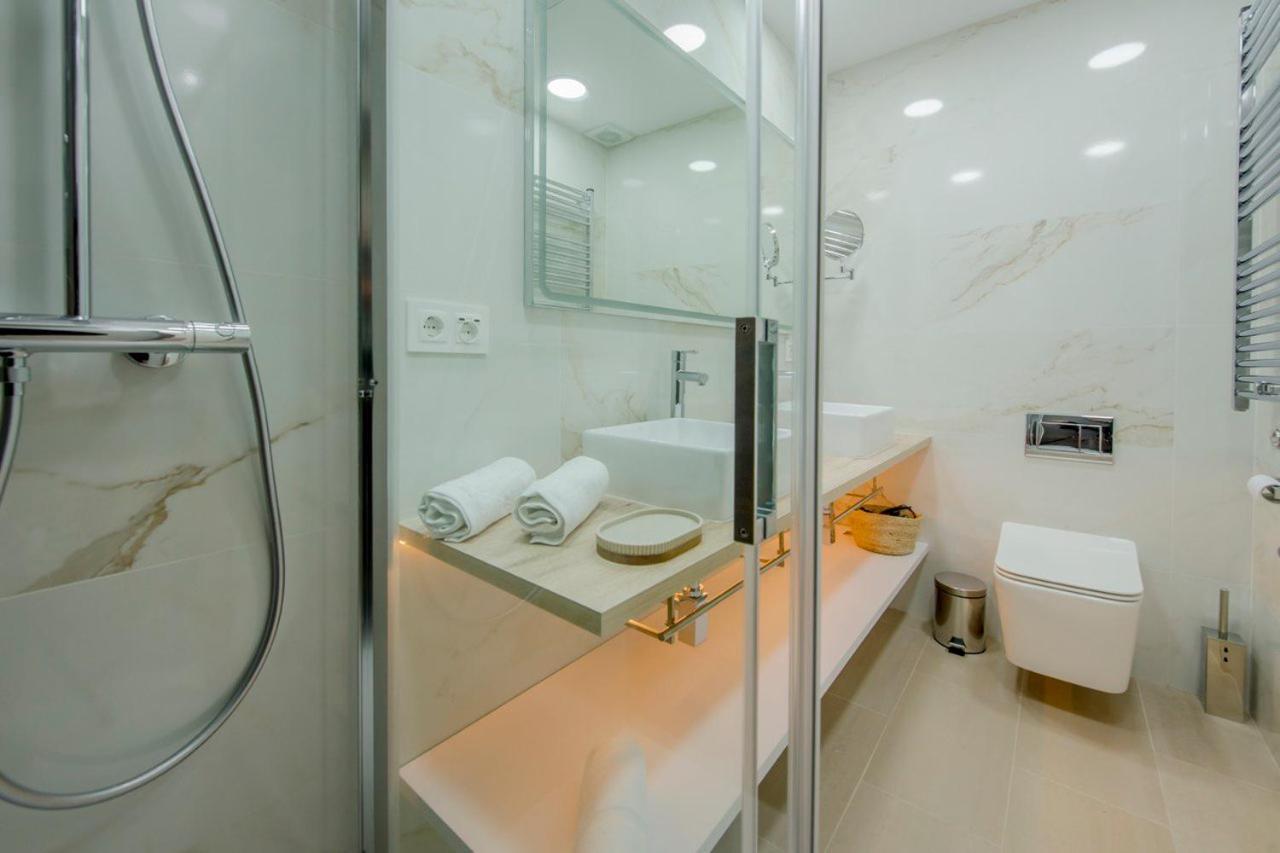 Suara Apartamentos 1 Madrid Exteriör bild