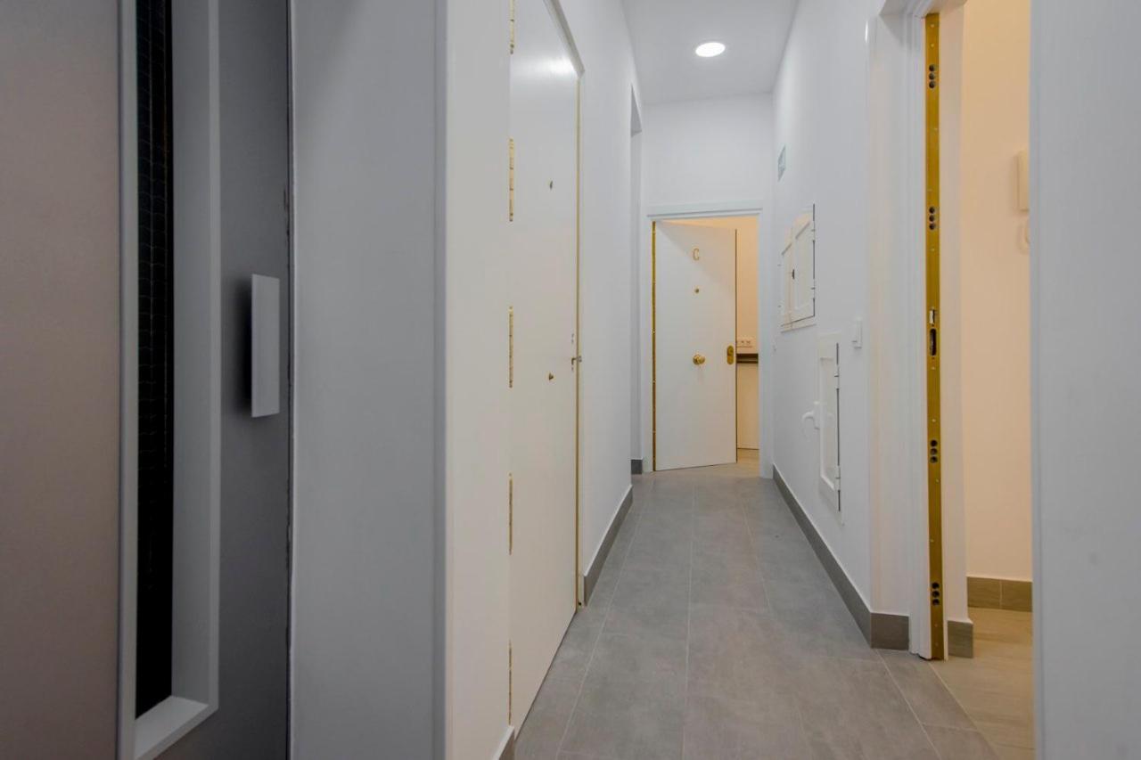 Suara Apartamentos 1 Madrid Exteriör bild